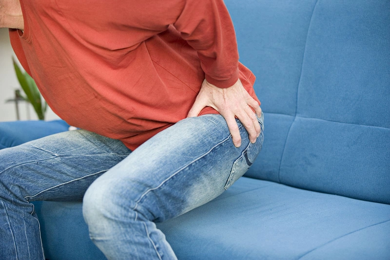 Đau khớp ở mông nguyên nhân do đâu?3