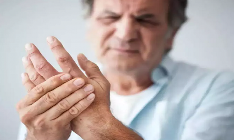 Đau khớp tay uống gì cho nhanh khỏi 3