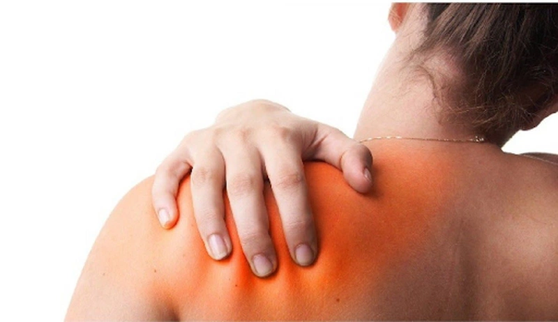 Đau khớp vai kêu lục cục cảnh báo những căn bệnh nguy hiểm nào 2