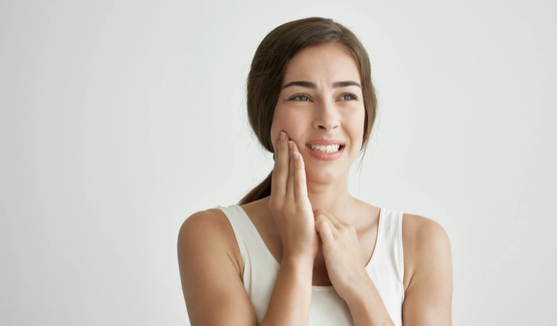 Nguyên nhân gây đau nhức, ê buốt răng: do mọc răng khôn