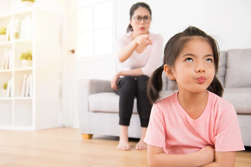 Dạy con không đòi roi mà hiệu quả bất ngờ với hình phạt time-out 2