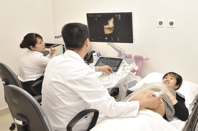 Tìm hiểu từ A đến Z về hiện tượng dây rốn bám màng 3