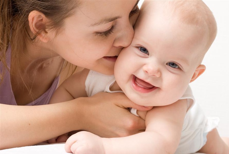 Các mẹ nên thường xuyên massage cho bé hơn