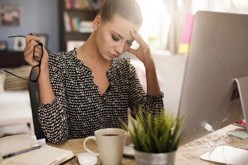 Các nguyên nhân khiến đeo kính cận bị nhức đầu và cách khắc phục 3