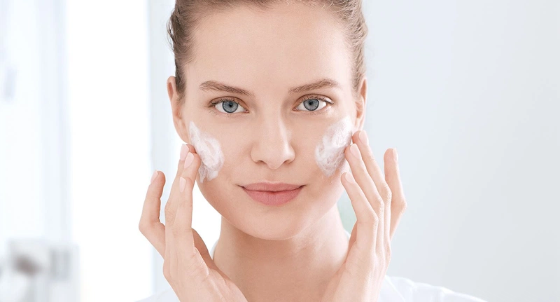 Dị ứng cồn trong mỹ phẩm: Dấu hiệu nhận biết và cách xử lý 4