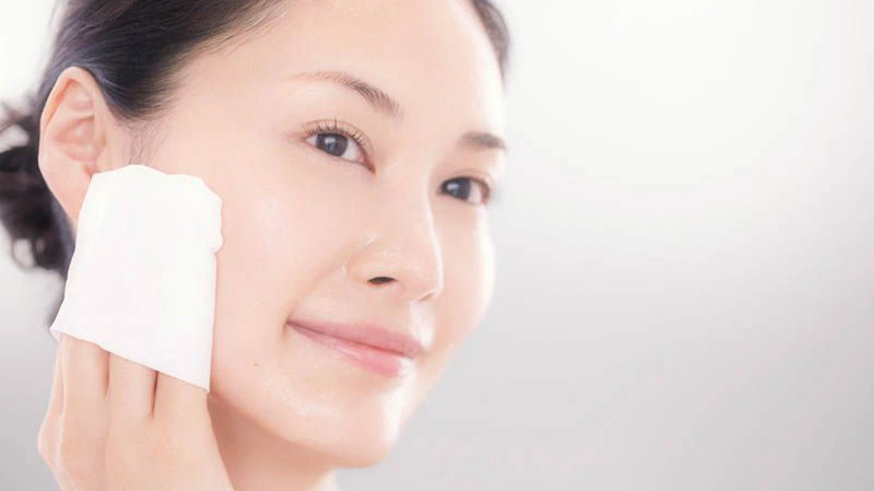 Chăm sóc da kĩ và hạn chế ăn phải thức ăn gây dị ứng để ngăn ngừa làm tổn thương da