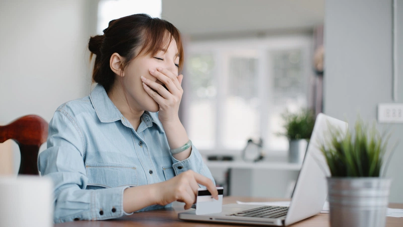 Sử dụng cùng lúc melatonin và thảo mộc sẽ gây ra tình trạng buồn ngủ quá mức