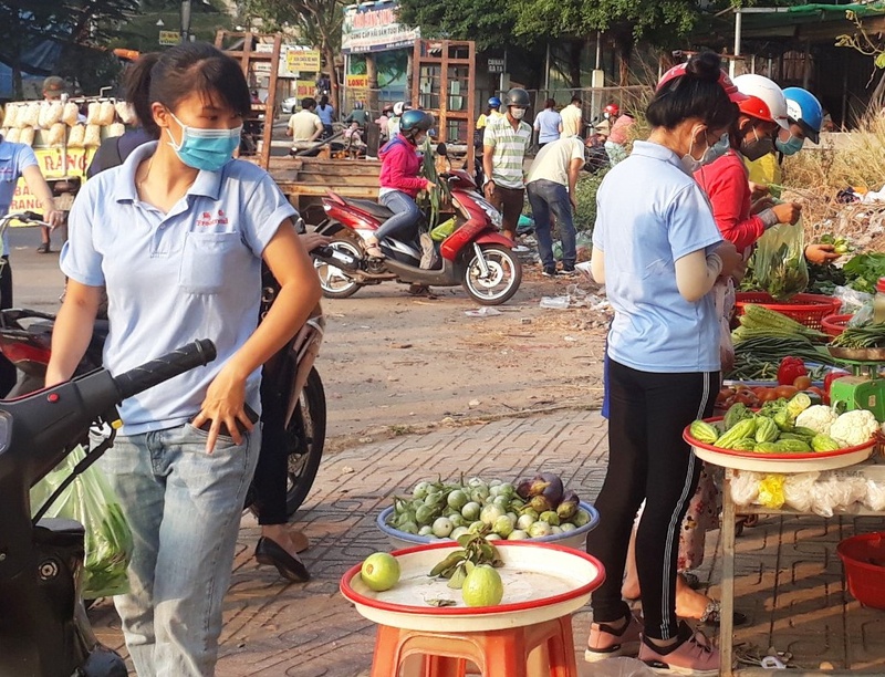 Điểm danh những tình huống khiến bạn dễ nhiễm Covit-19 1