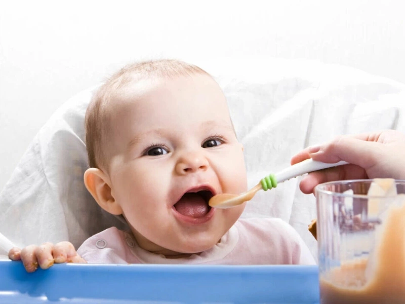 Điểm mặt các cách chế biến cháo thịt lợn cho bé ăn dặm 4
