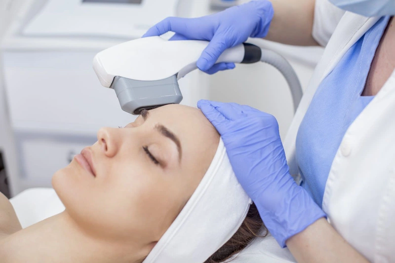 Điều trị đồi mồi trên da tay an toàn và hiệu quả 3
