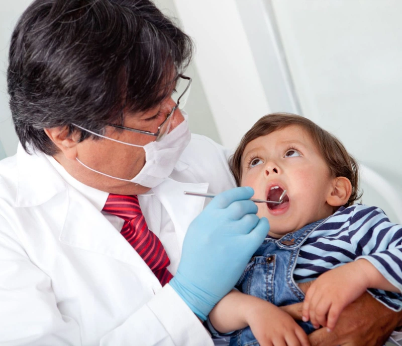 Giải đáp: Dính thắng lưỡi không cắt có sao không? 3