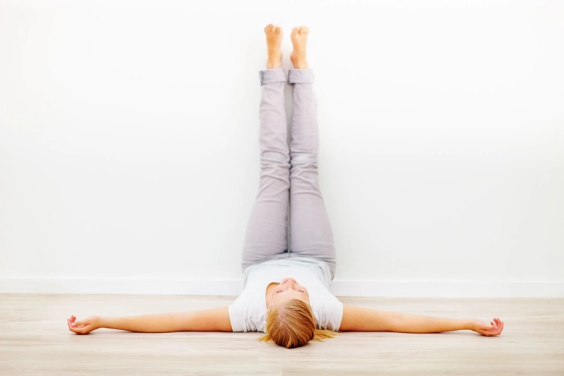 yoga giảm đau bụng kinh 3