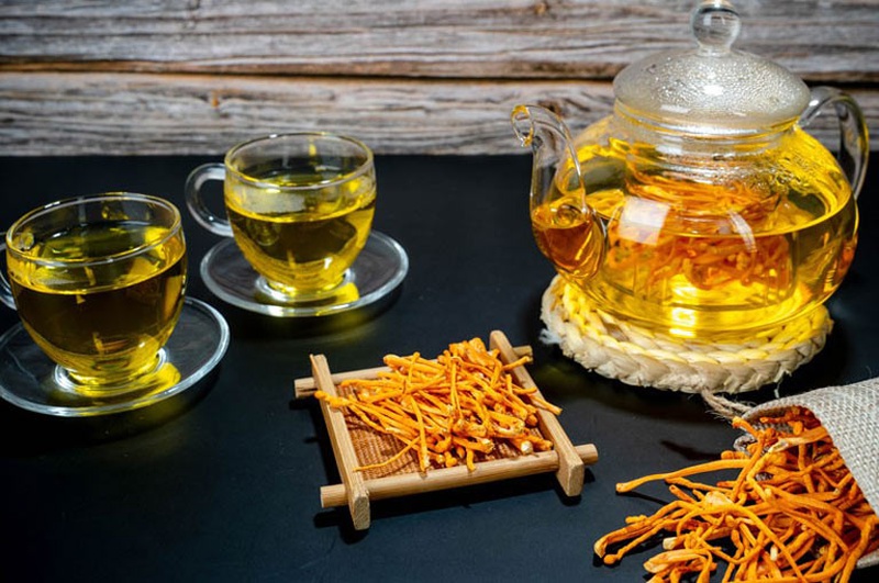 Hướng dẫn pha trà đông trùng hạ thảo khô 2