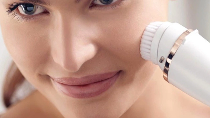 Dùng máy rửa mặt có bị xệ da không? Những lưu ý quan trọng khi dùng máy rửa mặt chị em không được quên 2