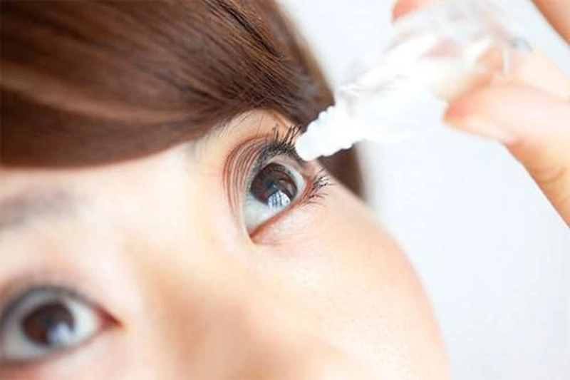Dùng thuốc đau mắt đỏ oflovid có tốt không? 2