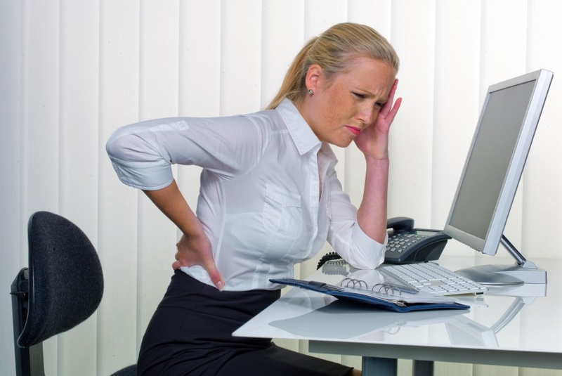 Cách giảm gai cột sống gây đau lưng hiệu quả và đơn giản nhất 1