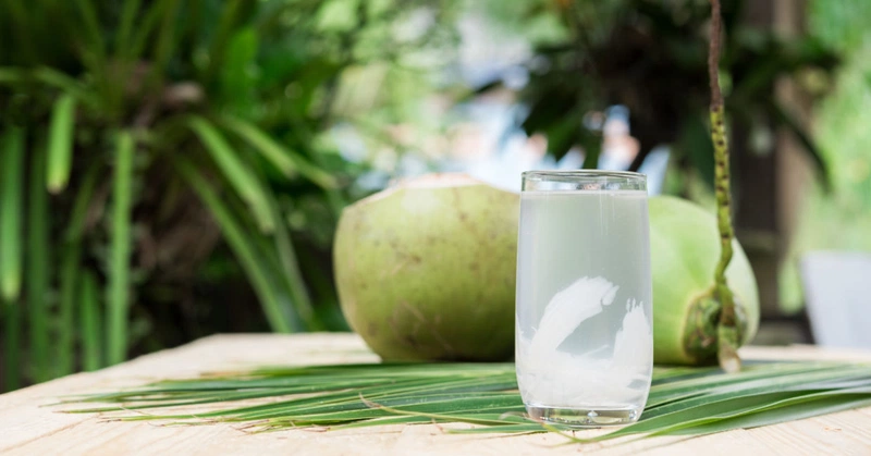 Giải đáp: Có kinh uống nước dừa được không? 3