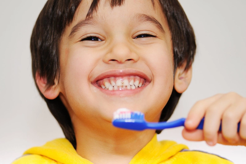 Trẻ cần giữ thói quen đánh răng hàng ngày