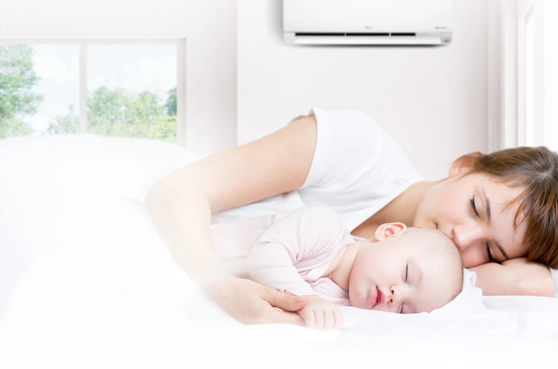 Cha mẹ lưu ý phải luôn giữ nhiệt độ điều hòa trong khoảng 27 đến 29 độ C