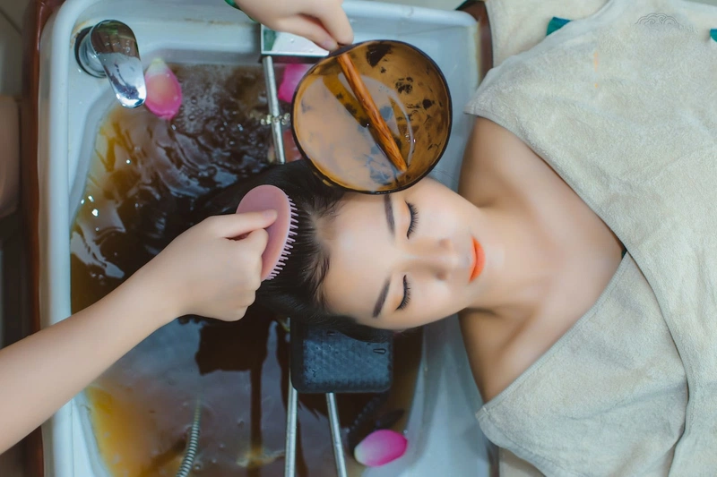 Gội đầu dưỡng sinh là gì? Tác dụng ra sao? Các bước tiến hành. 1