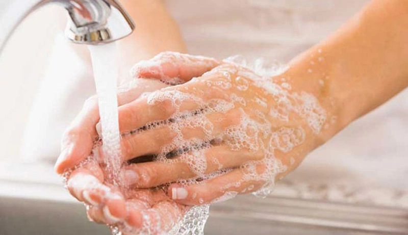 Hắc lào đa sắc là gì? Cách điều trị hắc lào dạng đa sắc 3