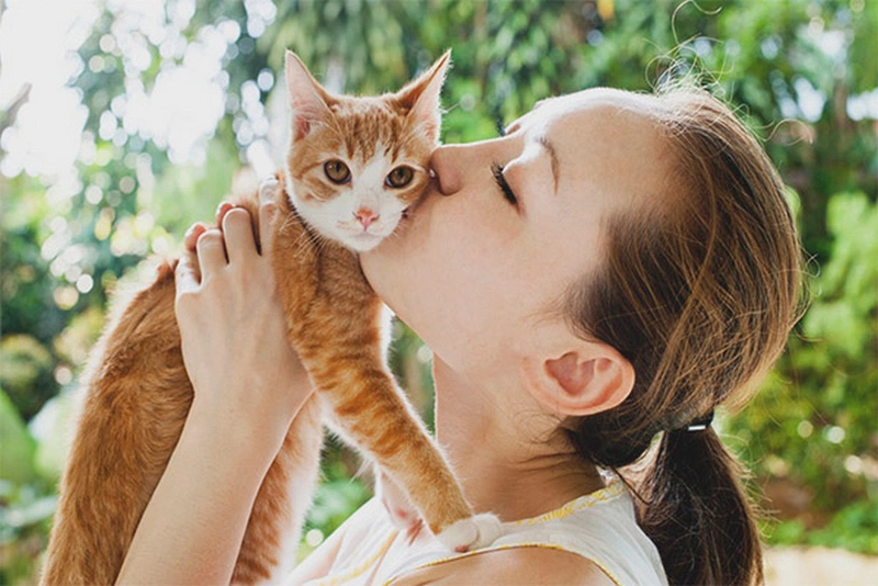con người cũng có thể lây hắc lào