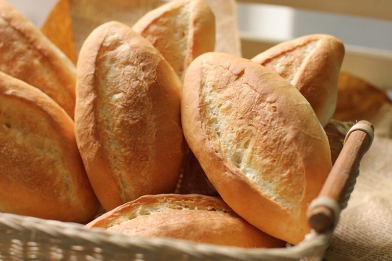 Hàm lượng dinh dưỡng của bánh mì như thế nào? Người mẹ sau sinh ăn bánh mì được không? 3