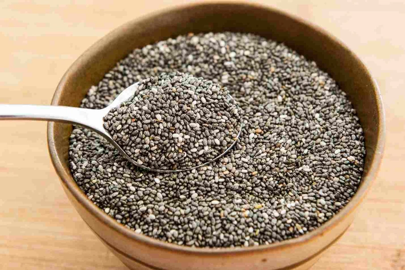 Hạt chia bao nhiêu calo? Những món ngon từ hạt chia giúp giảm cân1