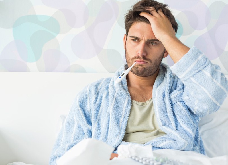 Hẹp niệu đạo khiến người bệnh sụt cân, nước tiểu có màu lạ,...