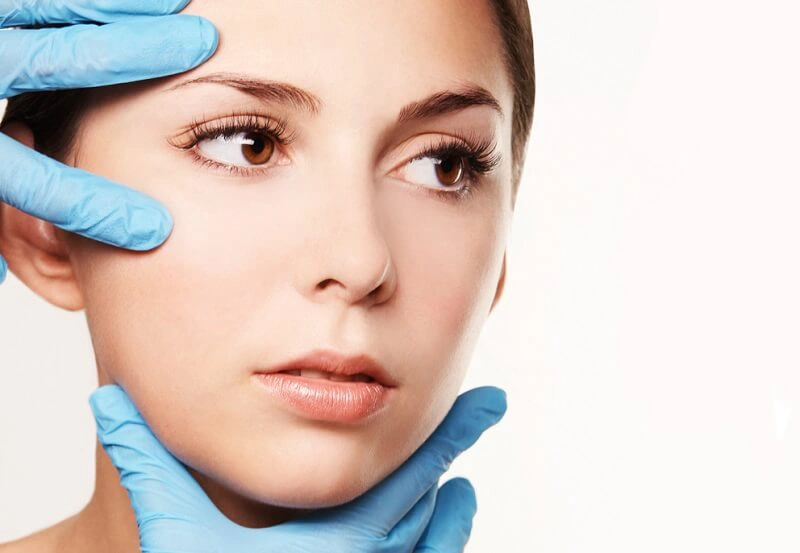 Hỏi đáp làm đẹp: Cắt mí bao lâu thì hết sẹo?3