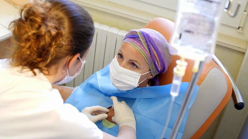 Ngứa không giảm sau hơn 2 ngày bệnh nhân cần gọi bác sĩ