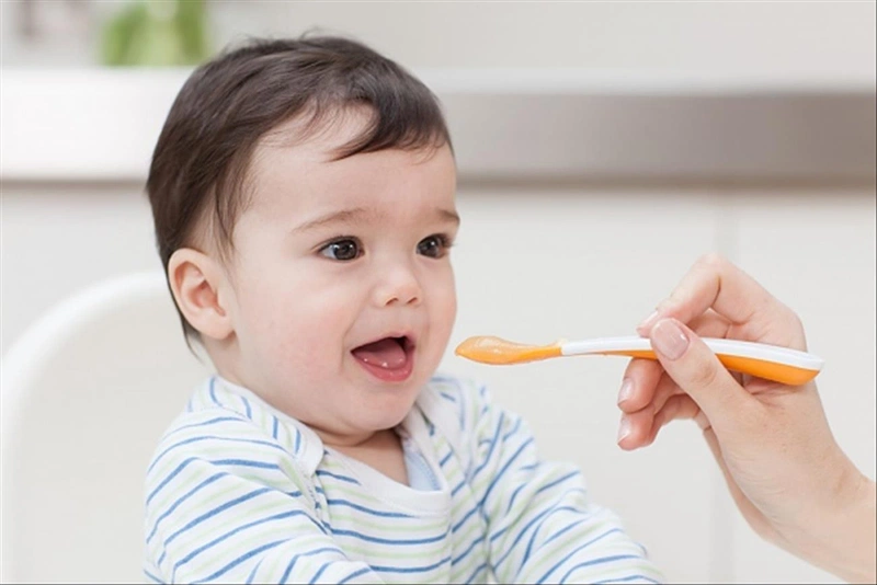 Hướng dẫn cách bảo quản phô mai tách muối cho bé ăn dặm 3