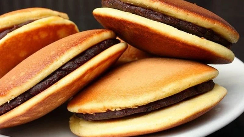 Hướng dẫn cách làm bánh rán Doremon ngon tuyệt 4