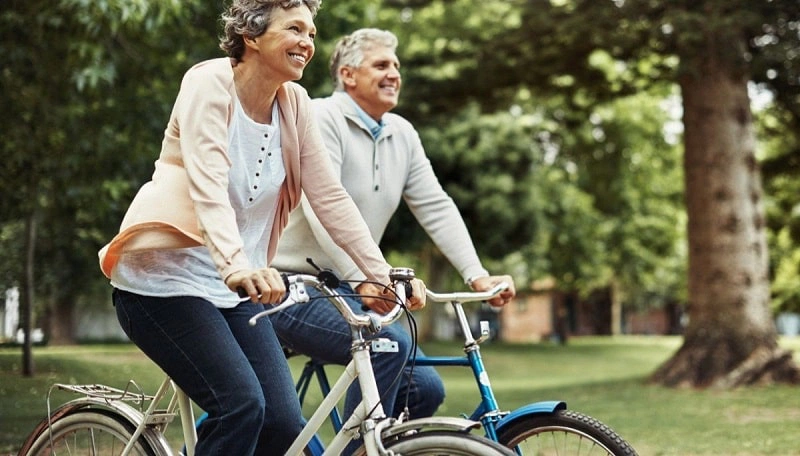 Người bị thoát vị đĩa đệm nên đạp xe thường xuyên để nâng cao sức khỏe
