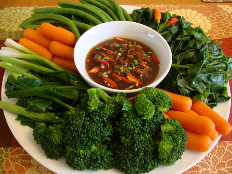 Cá là thực phẩm rất tốt khi duy trì chế độ ăn low carb3