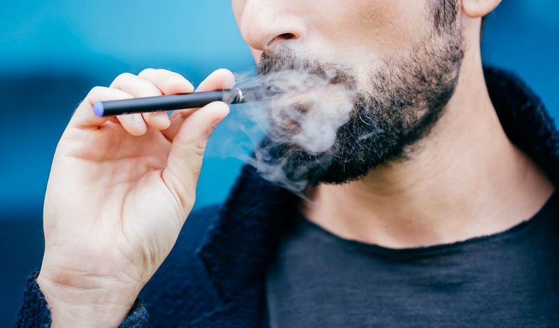 Hút vape có nổi mụn không? Tác hại của hút vape với sức khỏe? 2
