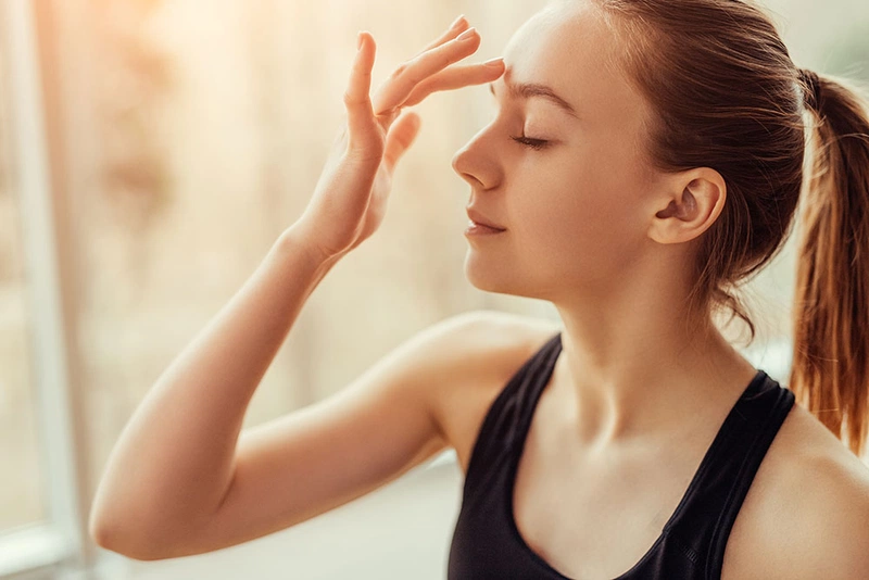 Huyệt tình minh hỗ trợ điều trị các bệnh lý liên quan đến mắt như đau mắt đỏ, cận thị,...