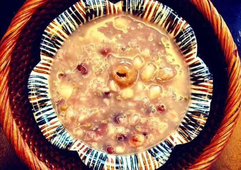 Khám phá món cháo ý dĩ hạt sen cho bé ăn dặm ngon mê ly 4