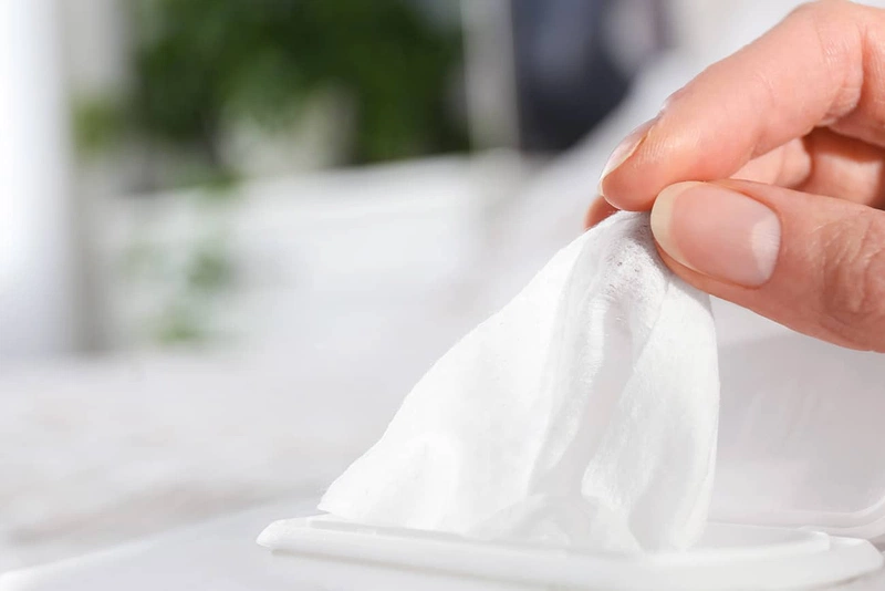 Khăn giấy ướt tốt cho da mặt và những điều mà bạn không thể bỏ qua 3