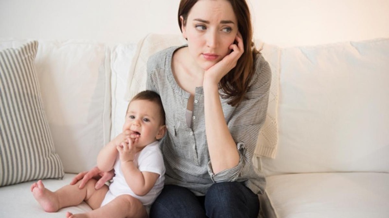 Khi nào nên kết hợp sữa mẹ và sữa công thức cho con bú? 2