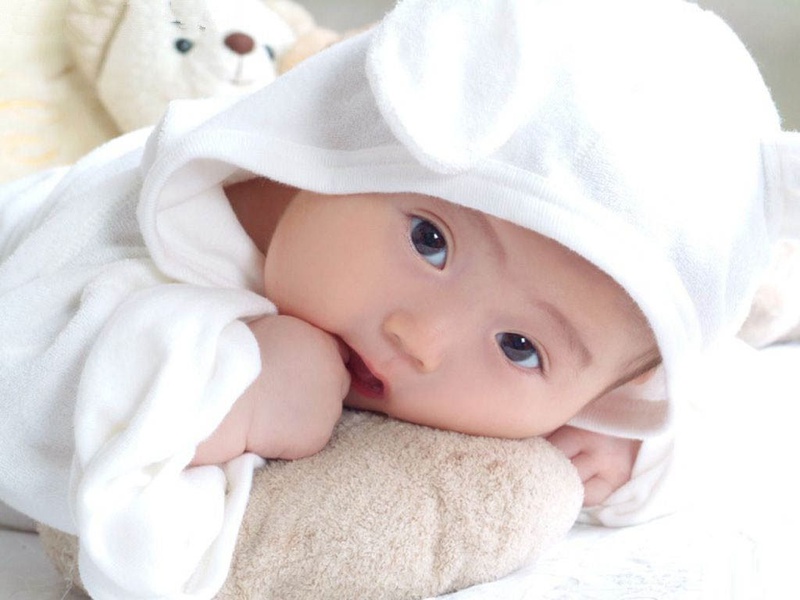 Trẻ sơ sinh thường xuyên bị khó ngủ phải làm sao 1