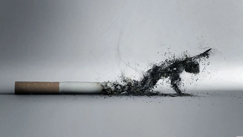 Sử dụng thuốc lá có thể khiến môi thâm