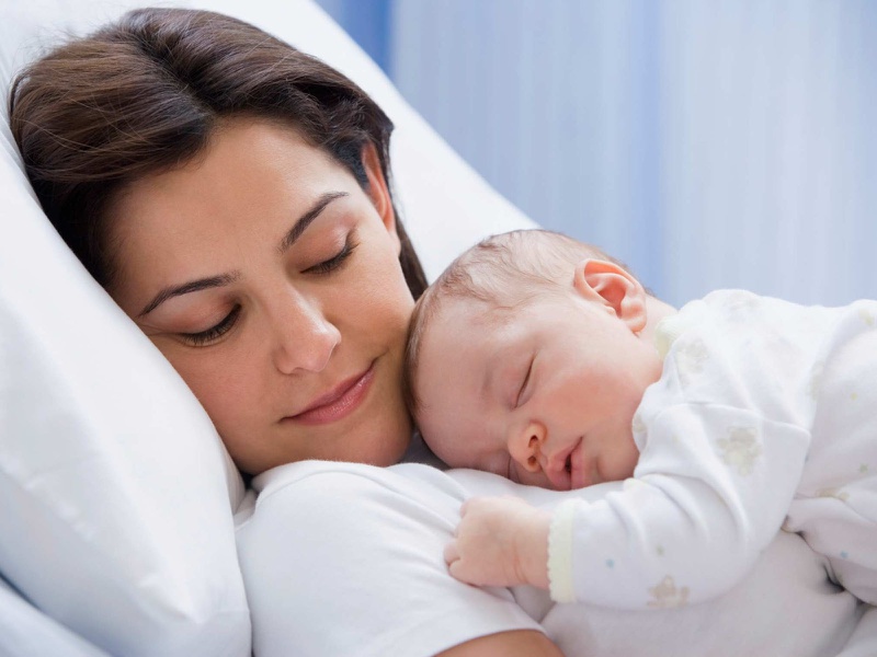 Làm thế nào để sữa mẹ không bị chảy 2
