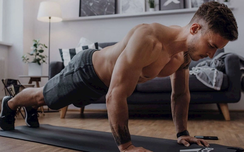 Lợi ích bất ngờ nhờ Plank 2 phút mỗi ngày