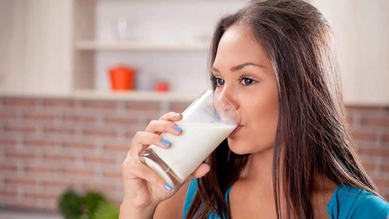 Mách bạn một số “Tip” chọn sữa tốt cho xương khớp người trẻ 1