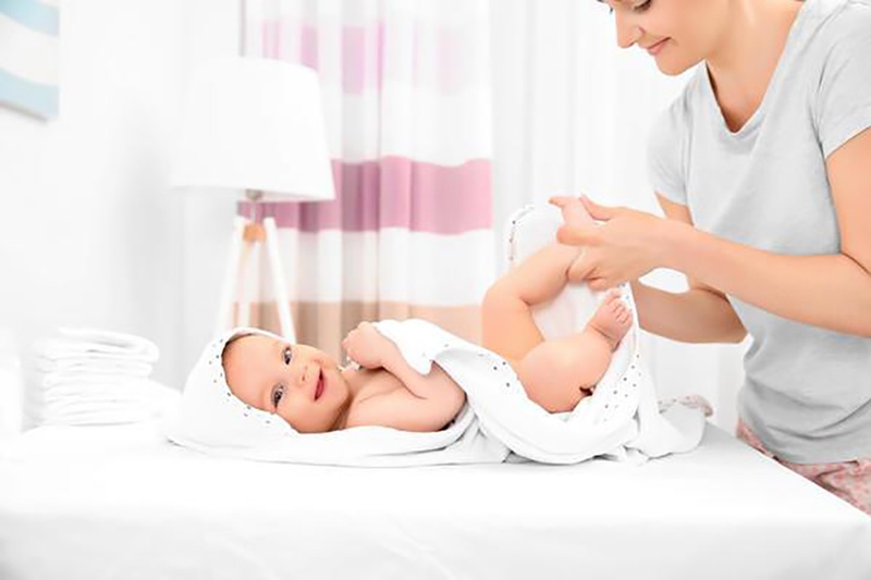 Mách mẹ cách tắm gội cho trẻ sơ sinh an toàn và chuẩn khoa học 4