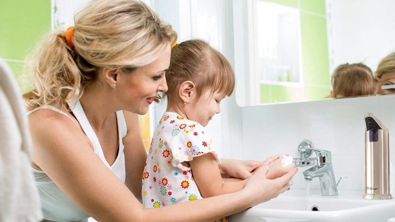 Mách mẹ chữa hôi miệng trẻ em dễ thực hiện 3