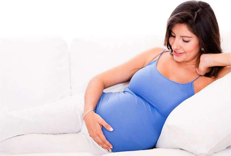 Nguyên nhân thú vị chuyện mẹ mang thai em bé bị nấc cụt 3