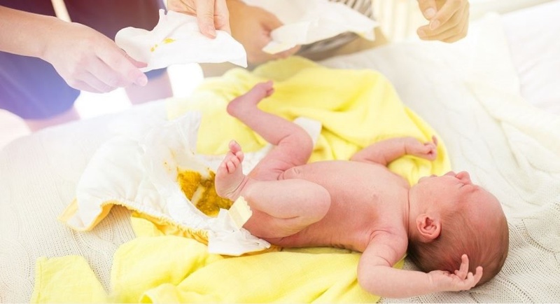 trẻ ăn sữa ngoài gặp phải tình trạng tiêu chảy cao hơn trẻ ăn sữa mẹ