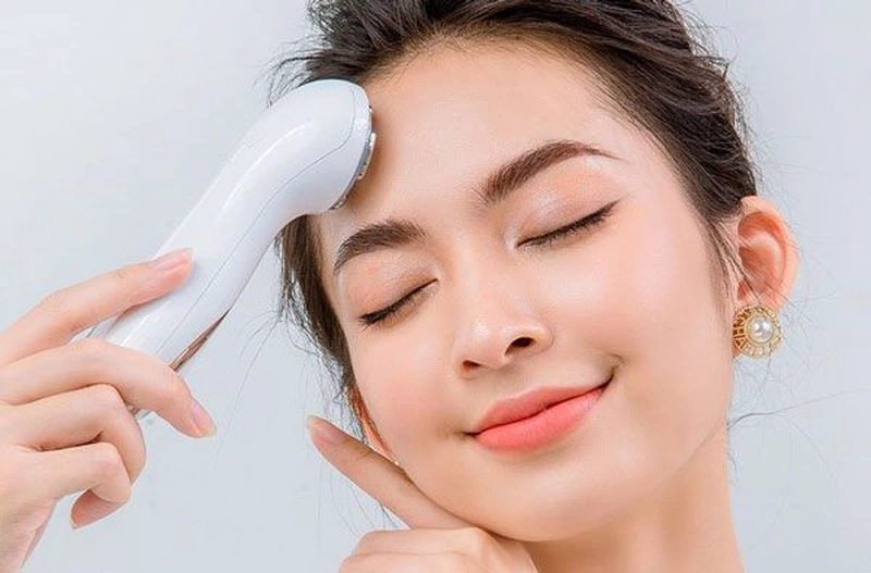 Máy đẩy tinh chất nóng lạnh và những điều cần biết 1